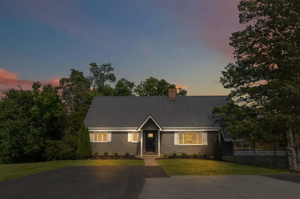 159 Lakeshore Drive Richmond KY 40475