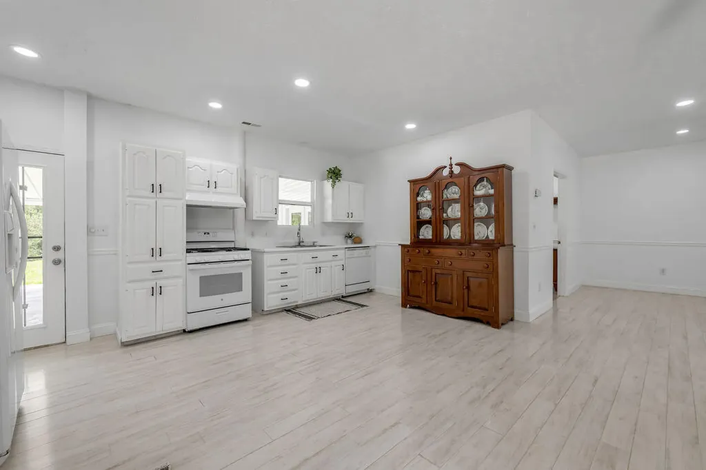 380 Gales Trail Jeffersonville KY 40337