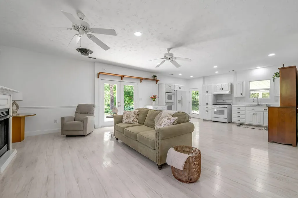 380 Gales Trail Jeffersonville KY 40337