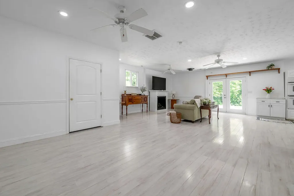 380 Gales Trail Jeffersonville KY 40337