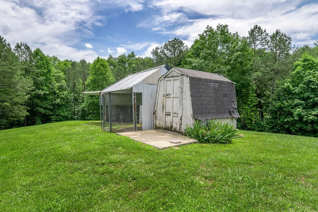 380 Gales Trail Jeffersonville KY 40337