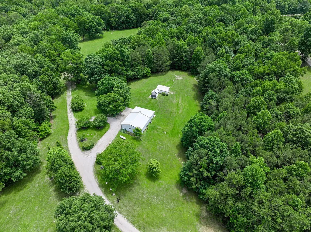 380 Gales Trail Jeffersonville KY 40337