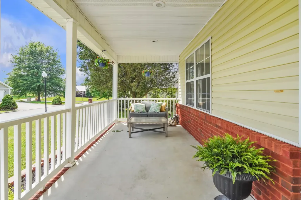 140 Estates Drive Science Hill KY 42553
