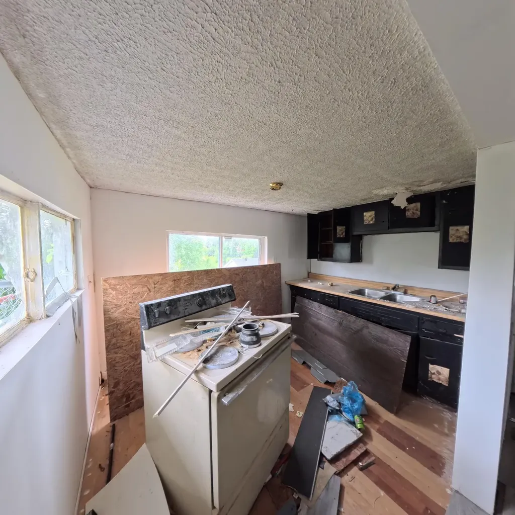 803 Main Ravenna KY 40472