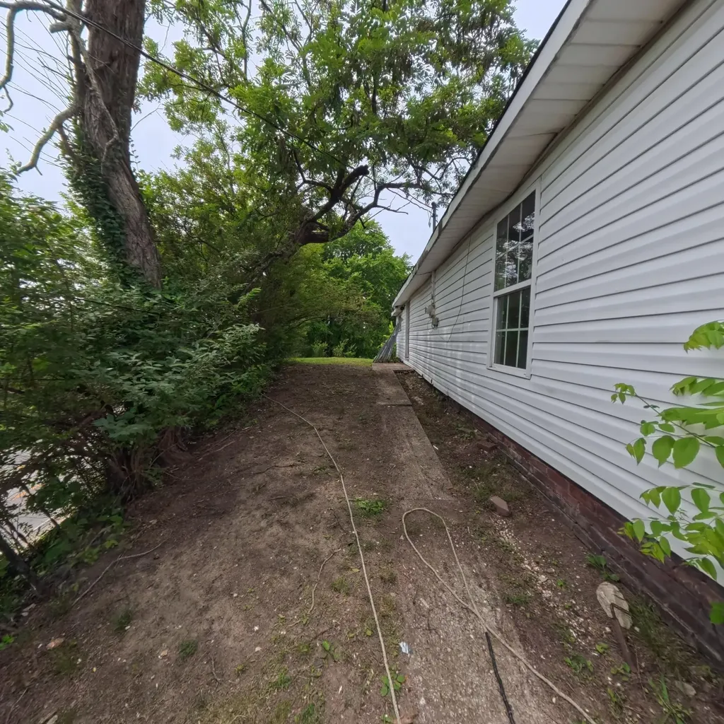 803 Main Ravenna KY 40472