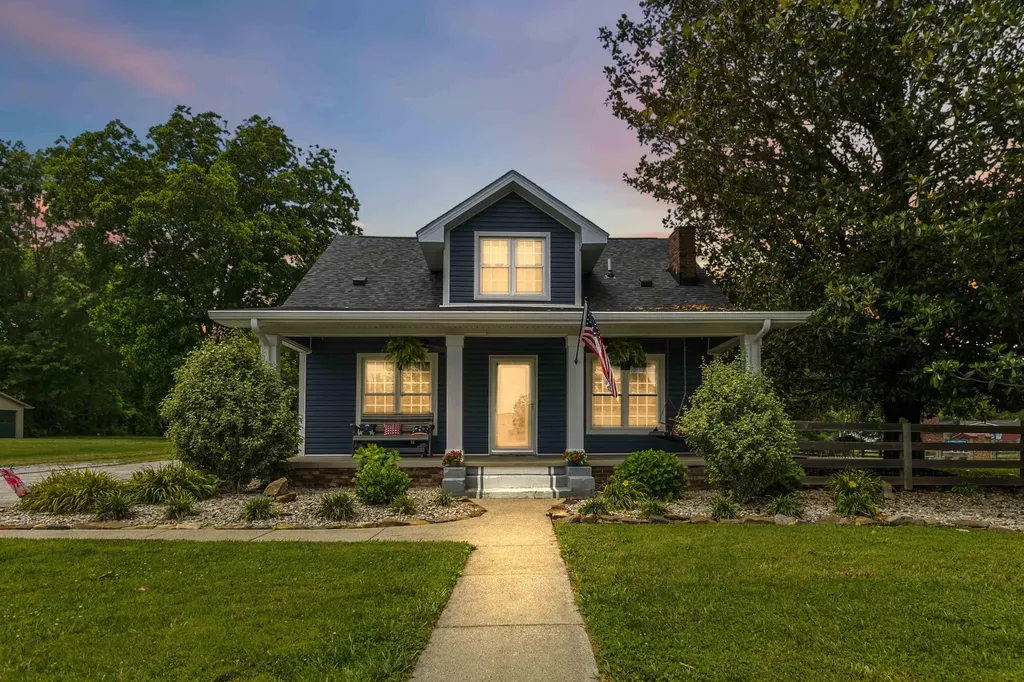 2075 Old Whitley Road London KY 40744