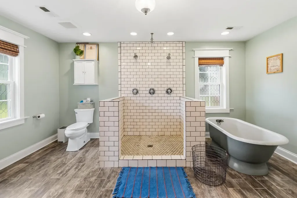 2075 Old Whitley Road London KY 40744