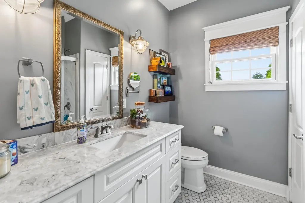 2075 Old Whitley Road London KY 40744