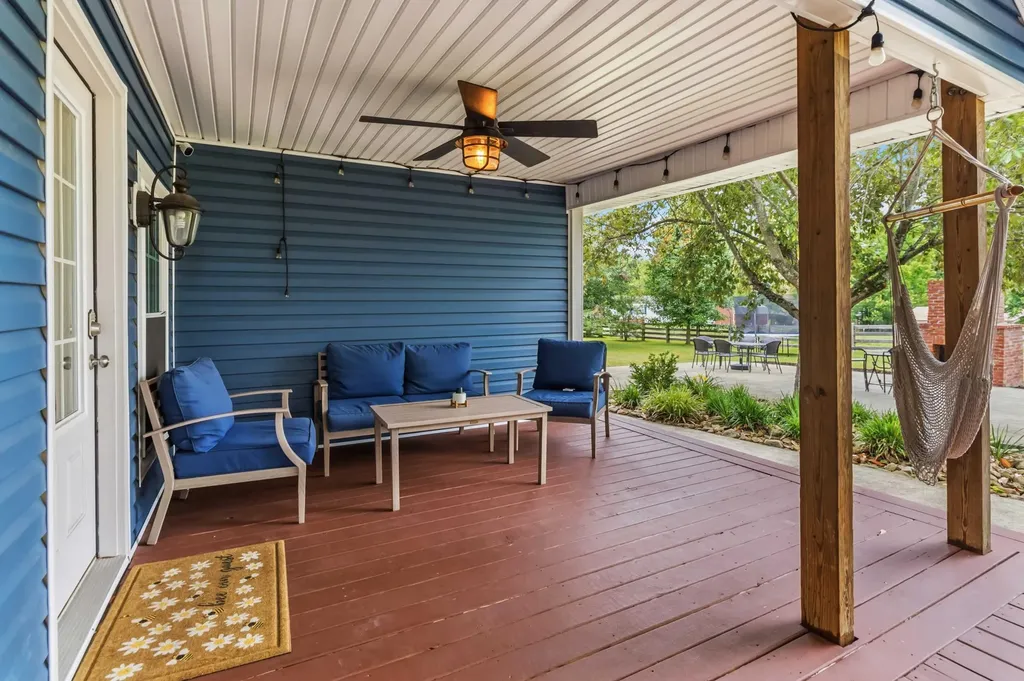 2075 Old Whitley Road London KY 40744