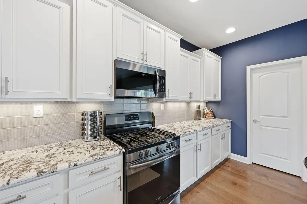 3613 Tranquility Point Lexington KY 40509