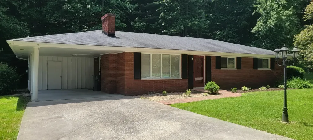 1217 Knapp Avenue Morehead KY 40351
