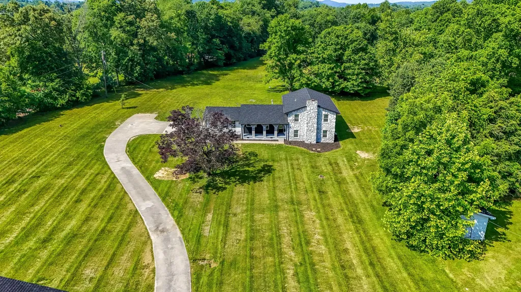 585 Standard Avenue Corbin KY 40701