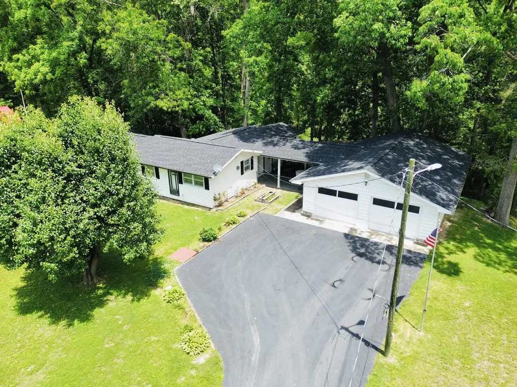 139 Kilbreth Lane Garrison KY 41141
