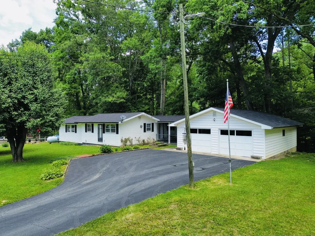 139 Kilbreth Lane Garrison KY 41141