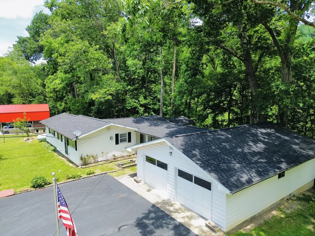 139 Kilbreth Lane Garrison KY 41141