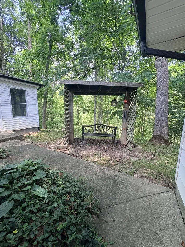 139 Kilbreth Lane Garrison KY 41141
