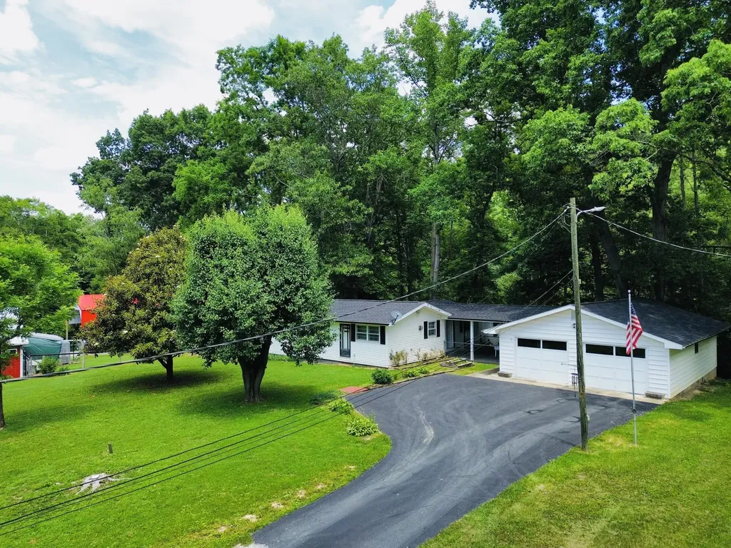 139 Kilbreth Lane Garrison KY 41141