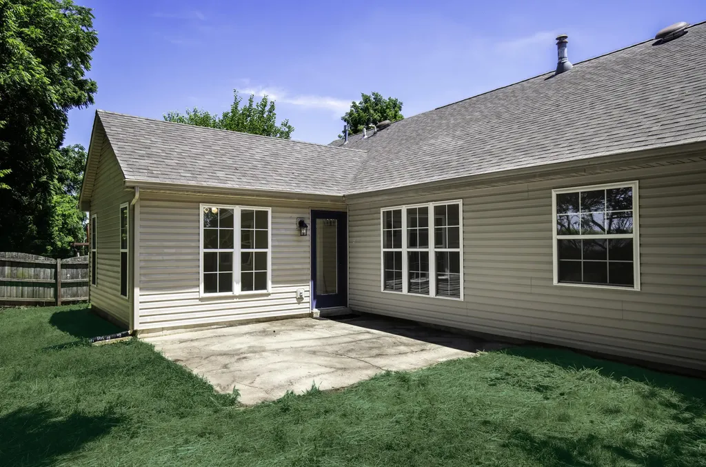 261 Meadow Valley Road Lexington KY 40511