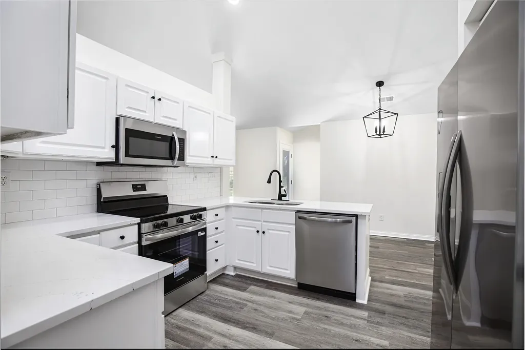 261 Meadow Valley Road Lexington KY 40511