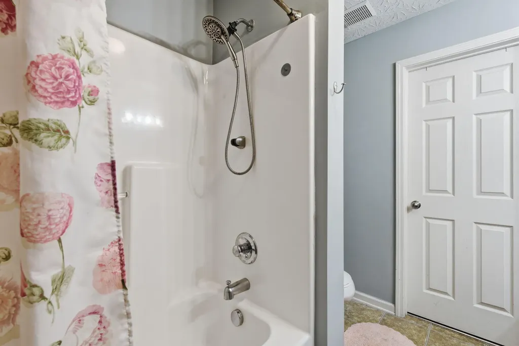 3056 Maddie Lane Lexington KY 40511