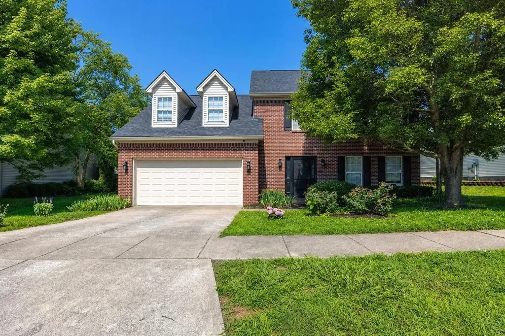 125 Old Post Road Paris KY 40361