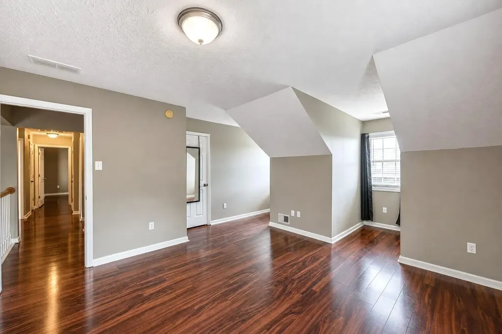 125 Old Post Road Paris KY 40361