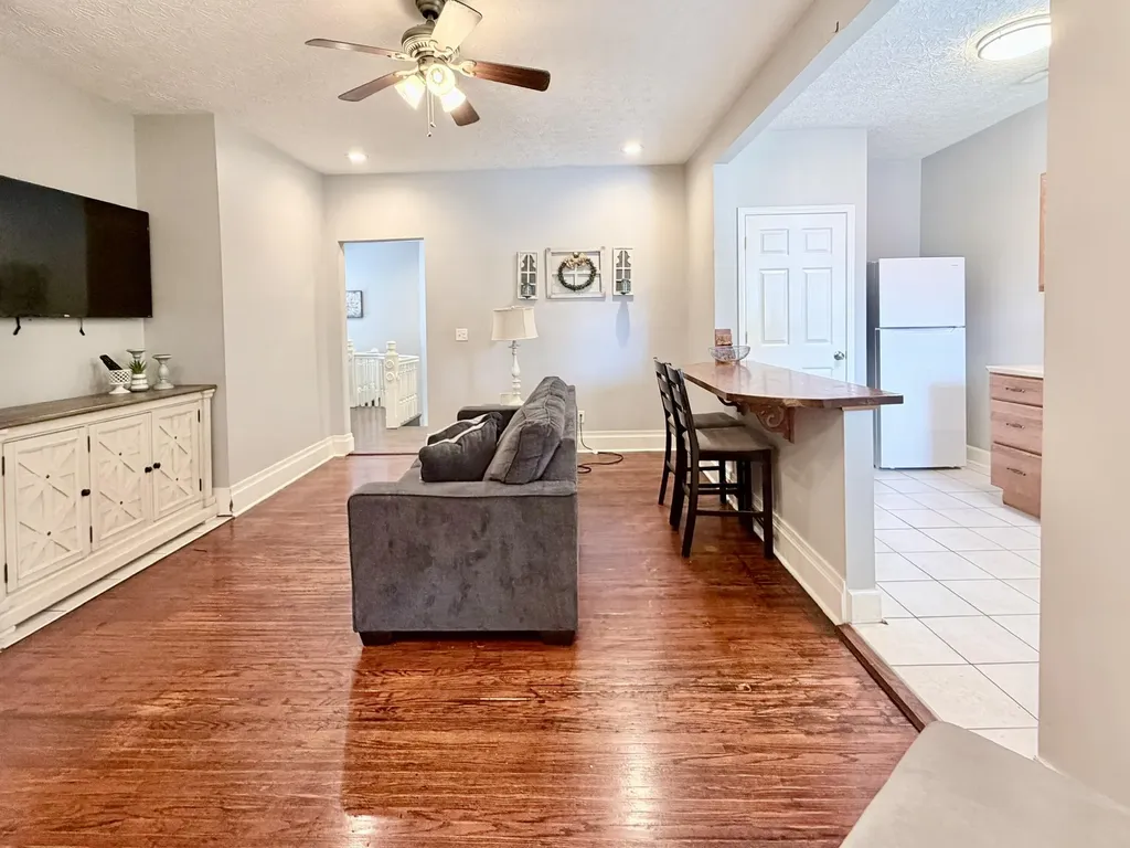 2103 S Virginia Street Hopkinsville KY 42240
