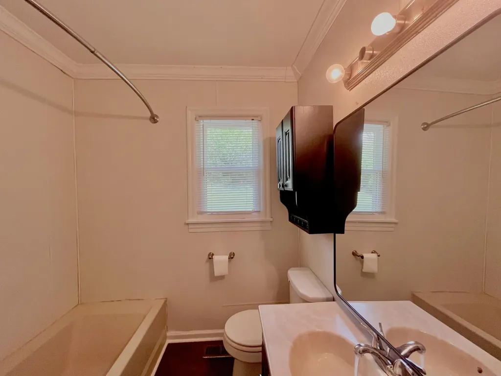 181 St James Drive Lexington KY 40502