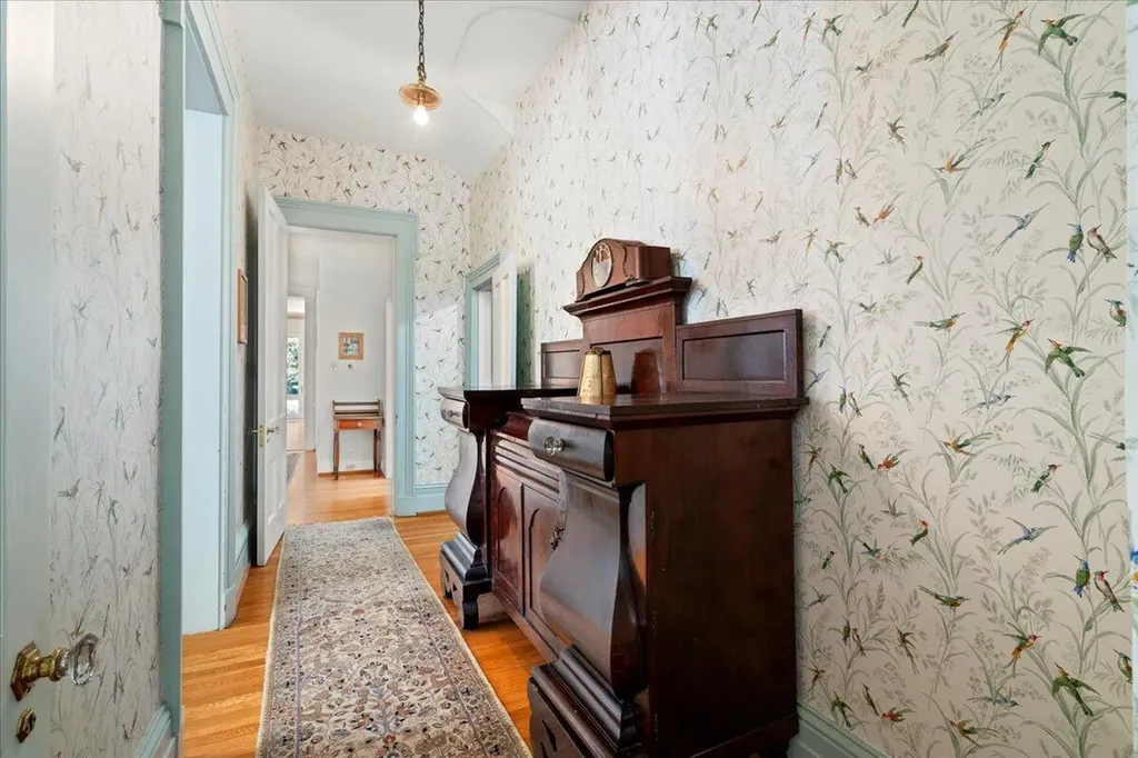 448 W 3rd Street Lexington KY 40508