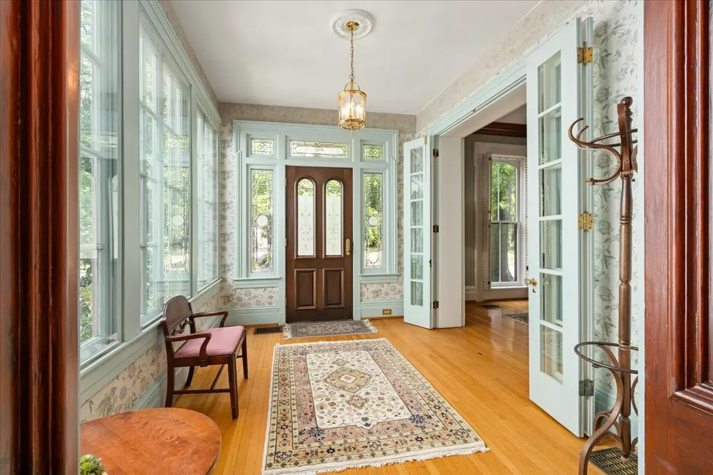 448 W 3rd Street Lexington KY 40508