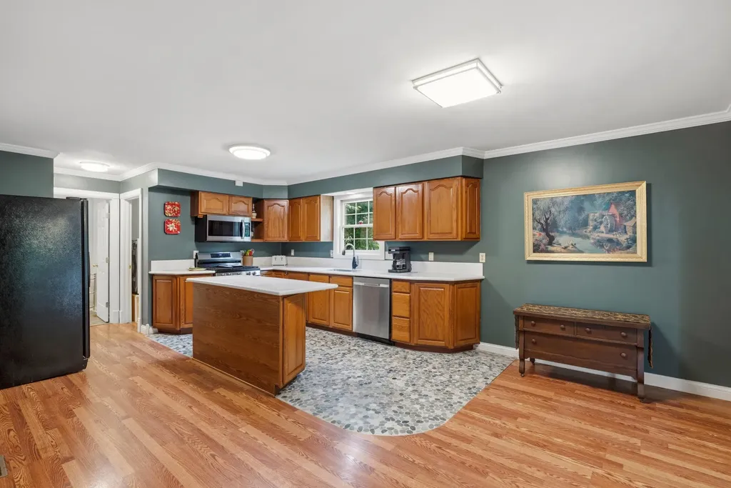 2038 Jd Circle Berea KY 40403