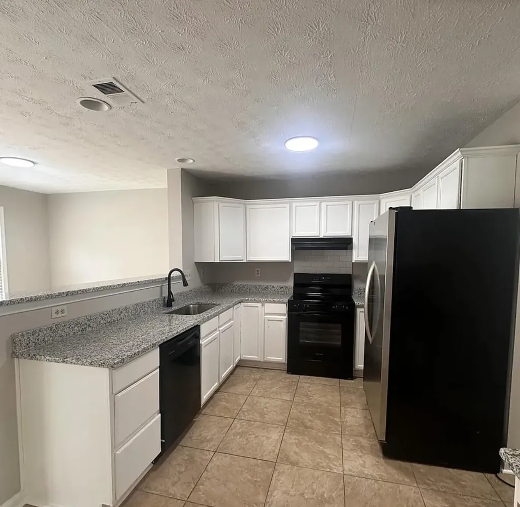 672 Millpond Road Lexington KY 40514