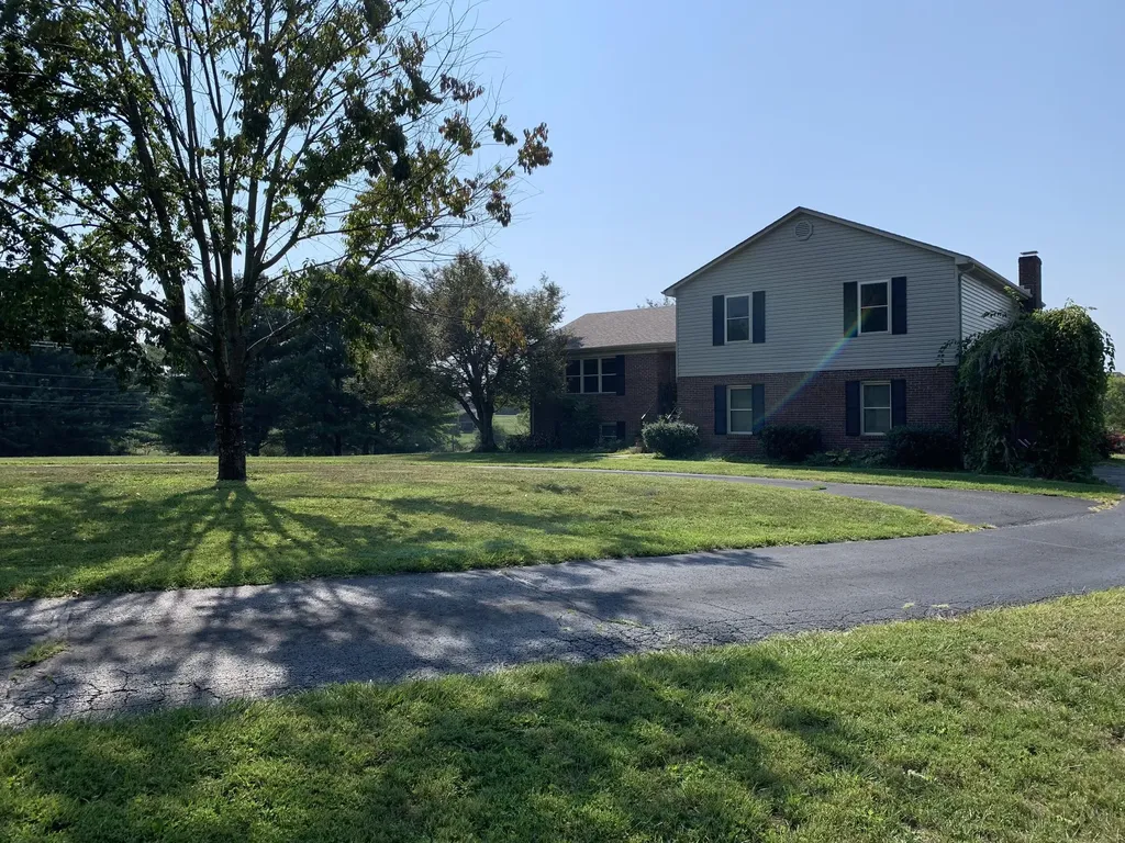 120 Rolling Ridge Drive Berea KY 40403