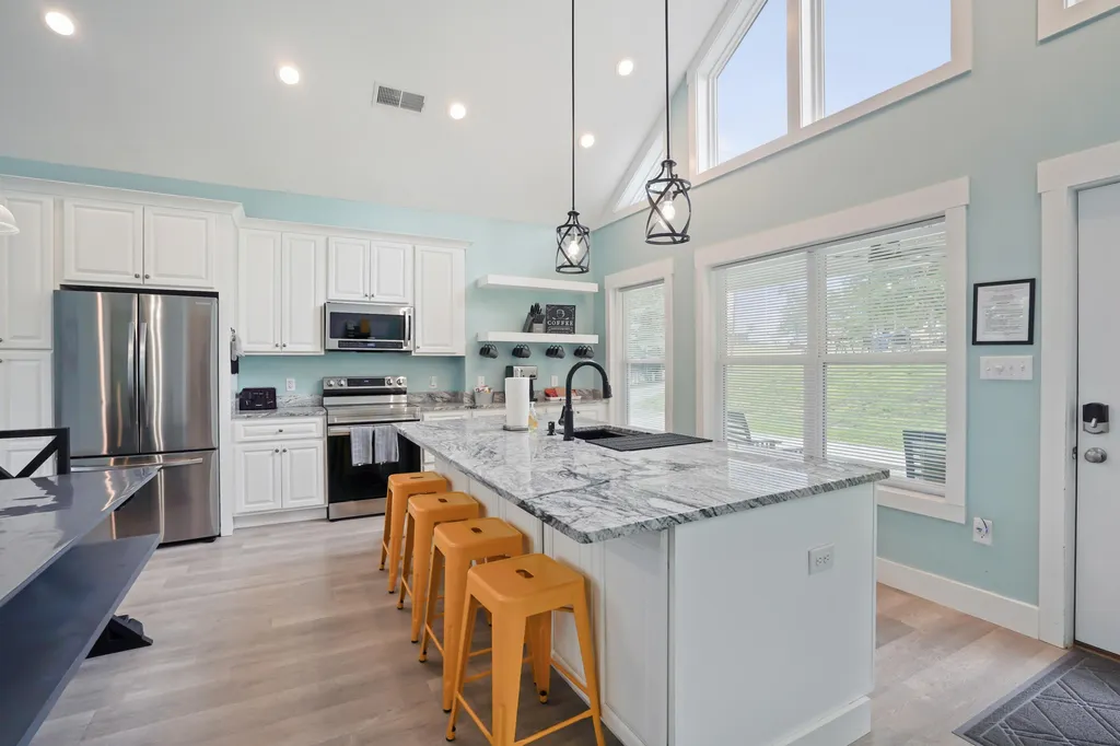 287 Lakeshore Drive Nancy KY 42544