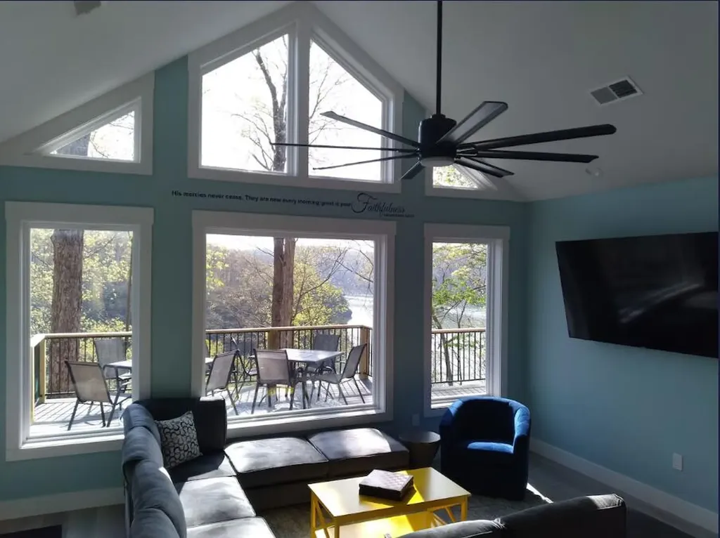 287 Lakeshore Drive Nancy KY 42544
