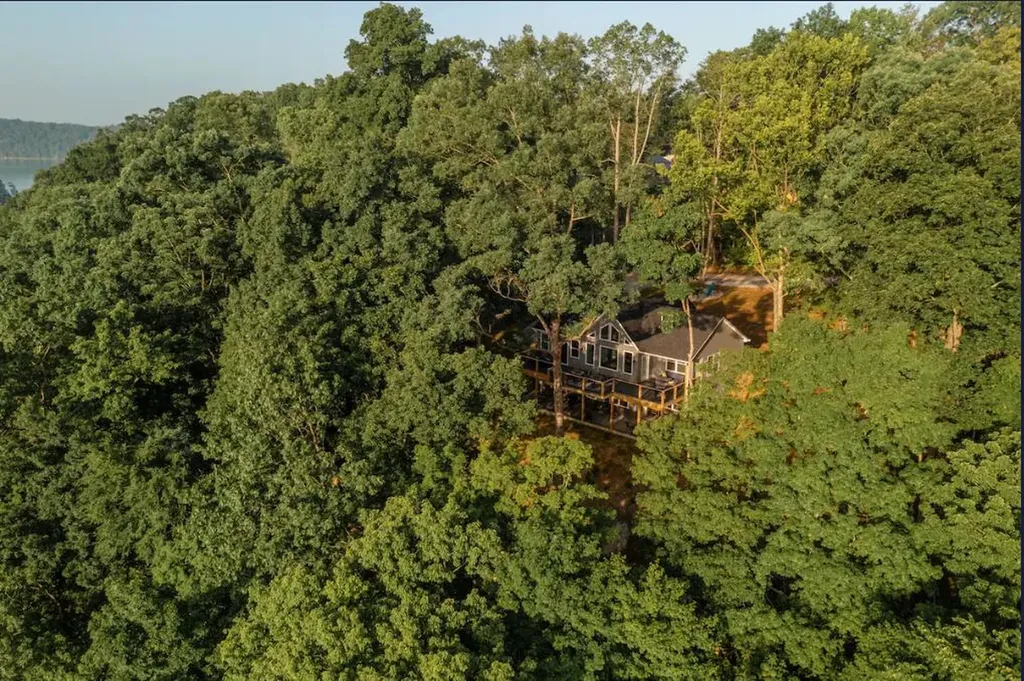 287 Lakeshore Drive Nancy KY 42544