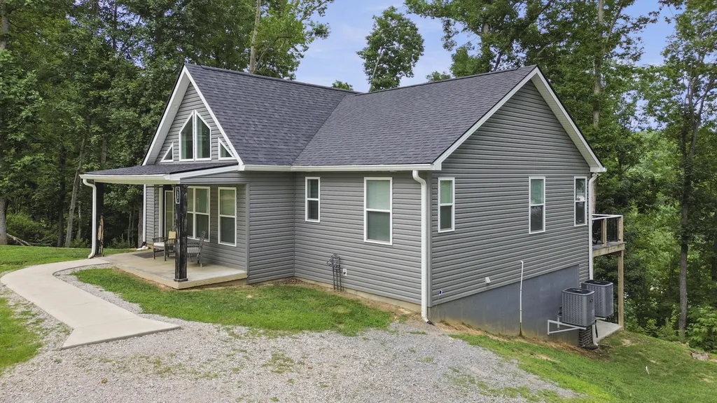 287 Lakeshore Drive Nancy KY 42544