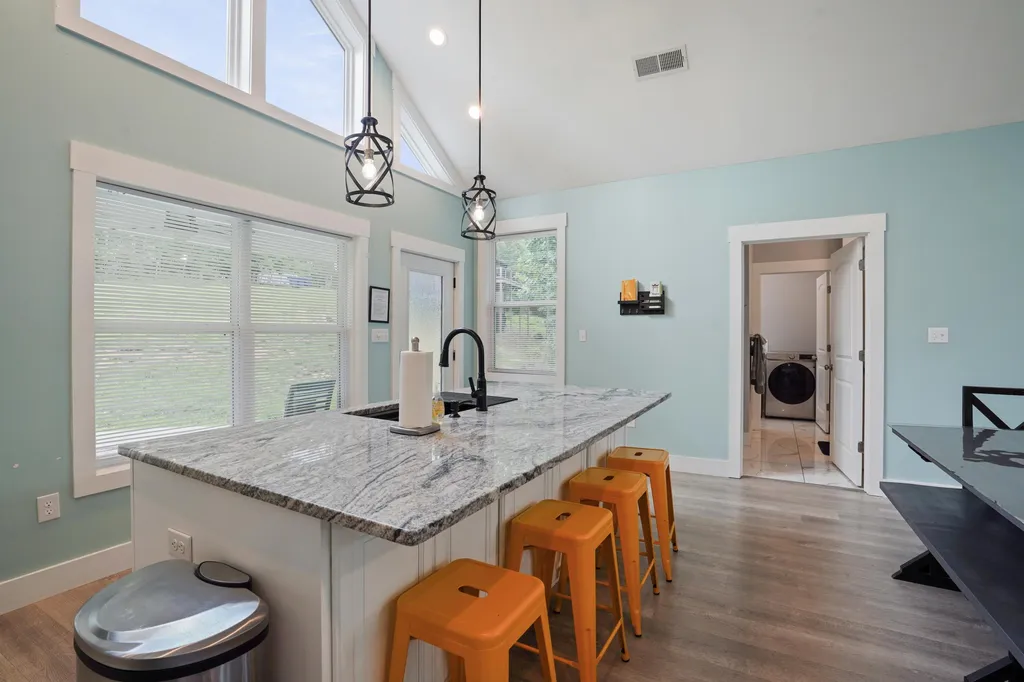 287 Lakeshore Drive Nancy KY 42544
