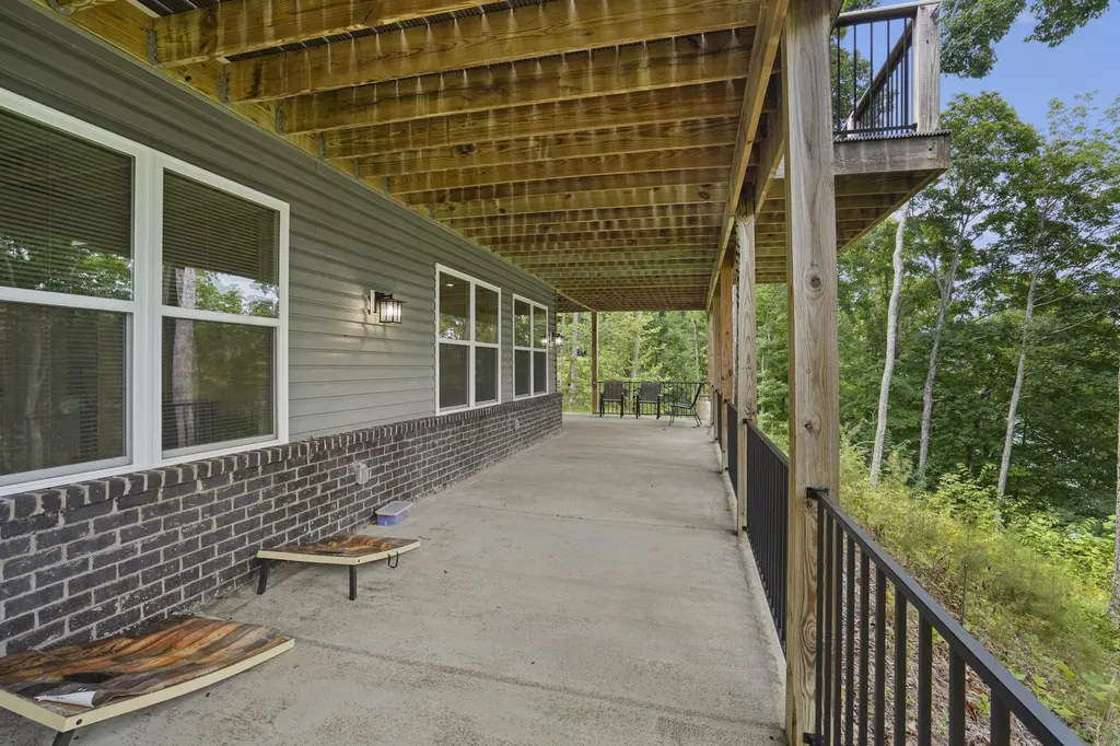287 Lakeshore Drive Nancy KY 42544