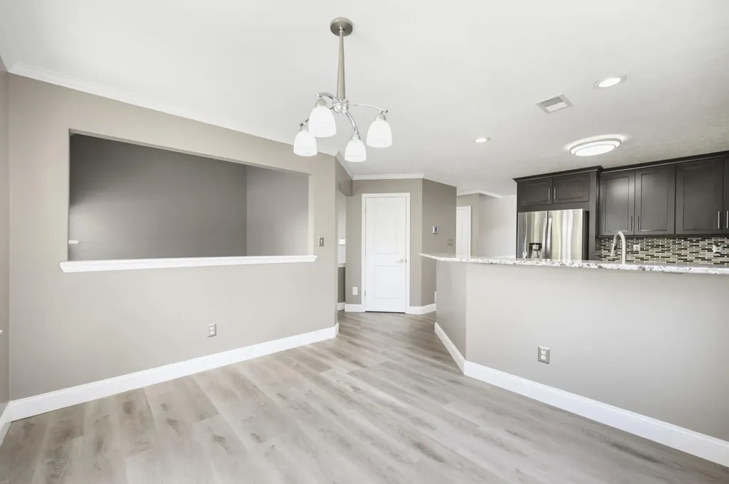 716 Mill Ridge Road Lexington KY 40514