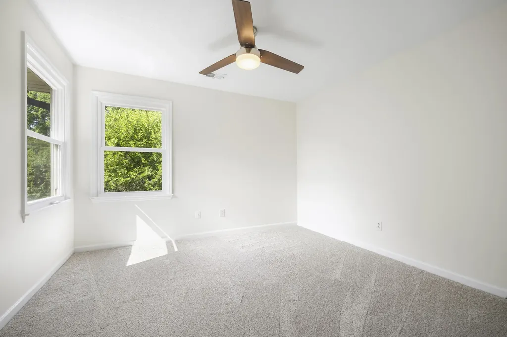 716 Mill Ridge Road Lexington KY 40514
