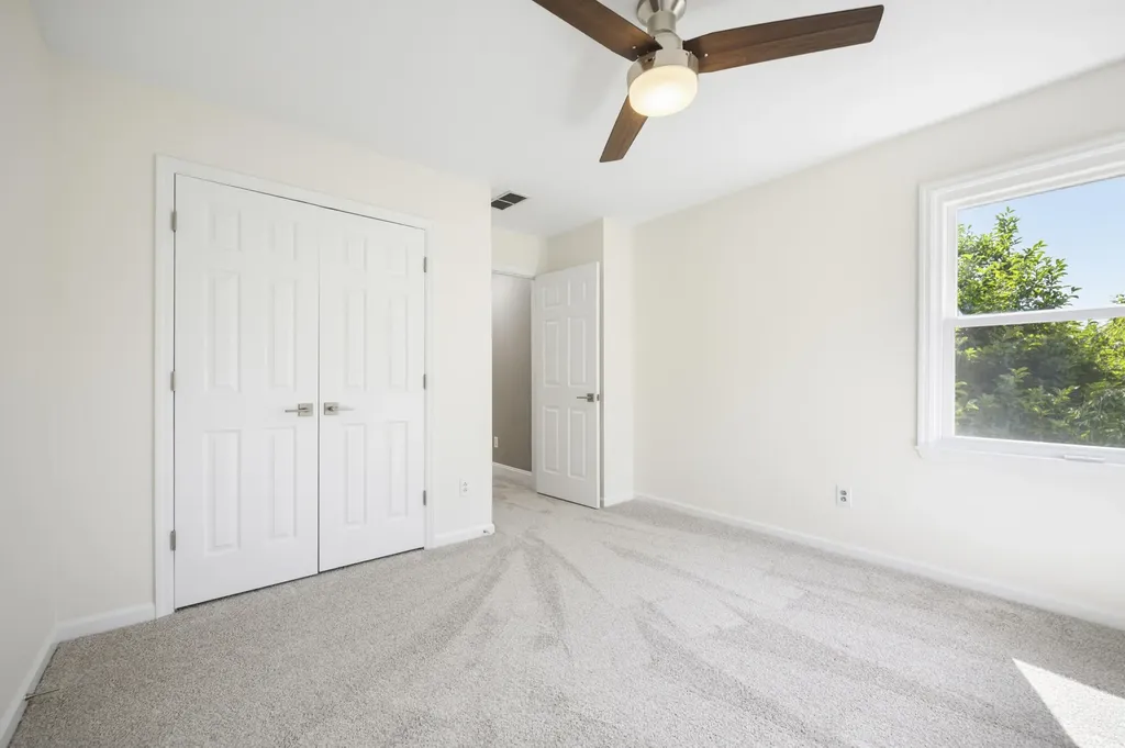 716 Mill Ridge Road Lexington KY 40514