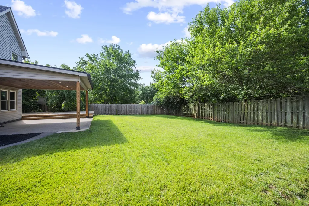 716 Mill Ridge Road Lexington KY 40514