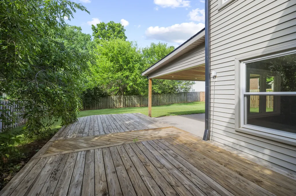 716 Mill Ridge Road Lexington KY 40514