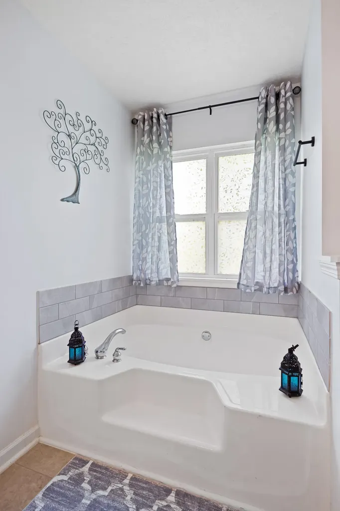 350 Pin Oak Drive Taylorsville KY 40071