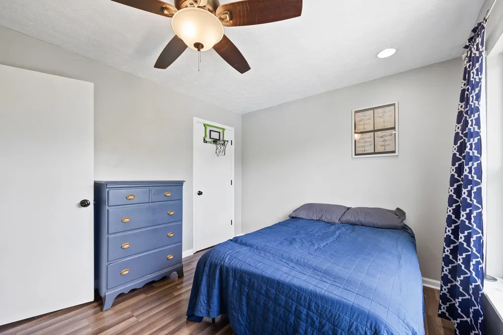 350 Pin Oak Drive Taylorsville KY 40071