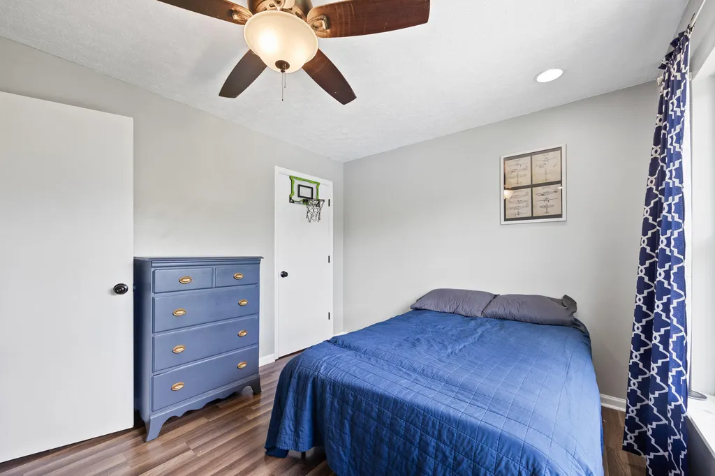 350 Pin Oak Drive Taylorsville KY 40071