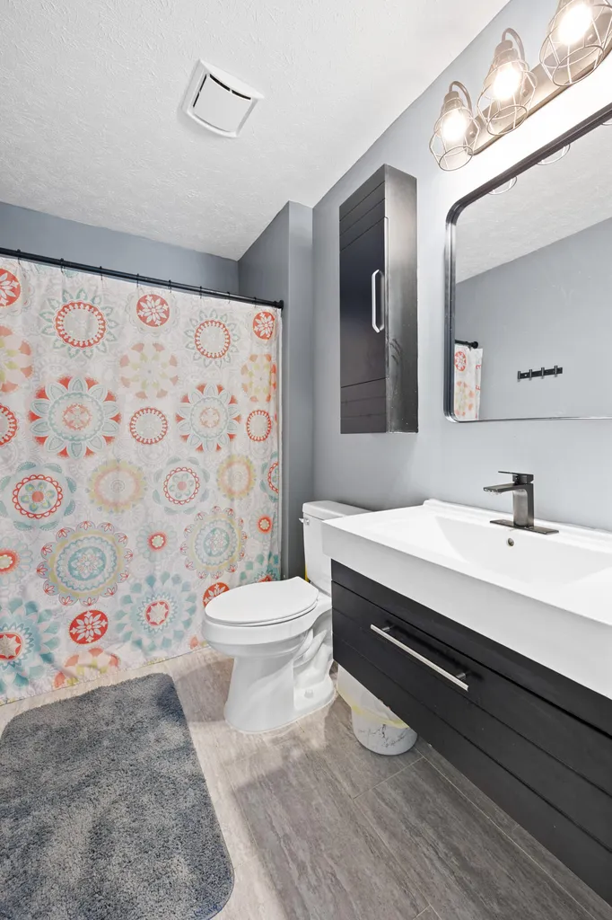 350 Pin Oak Drive Taylorsville KY 40071