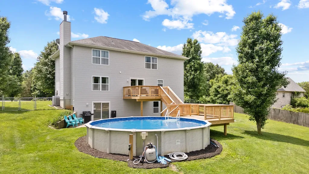 350 Pin Oak Drive Taylorsville KY 40071