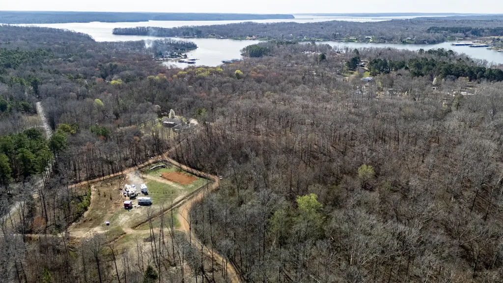 000 Mcclain Drive New Concord KY 42076